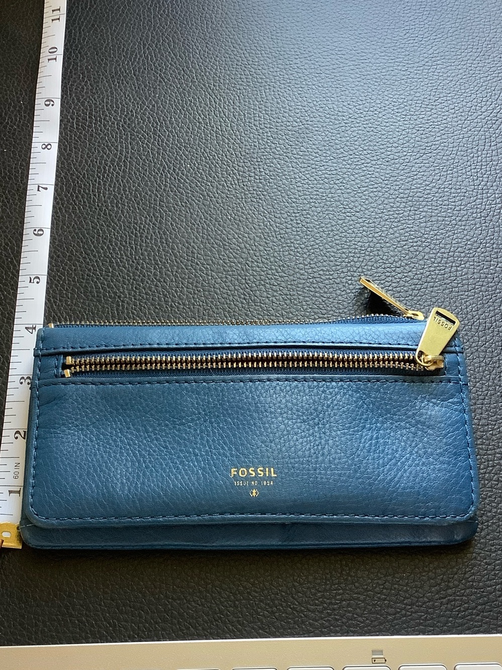 Fossil Teal Leather Zip Card Holder with Gold Hardware